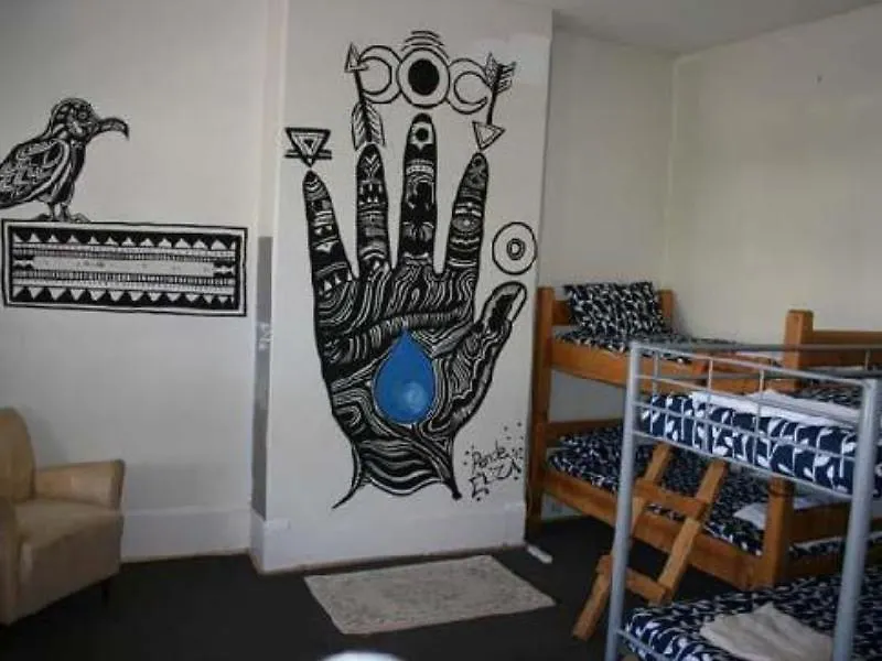 The Hive Hostel - Traveler Friendly, Passport Only Perth