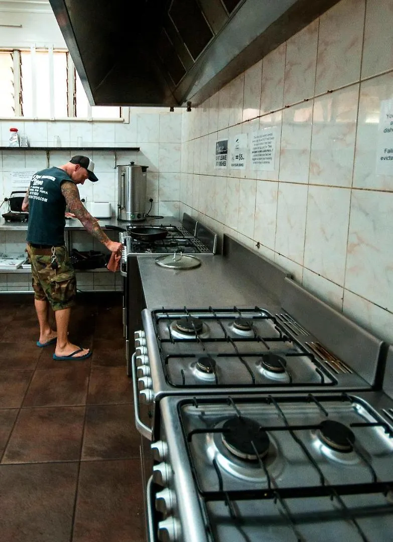 The Hive Hostel - Traveler Friendly, Passport Only Perth Australia